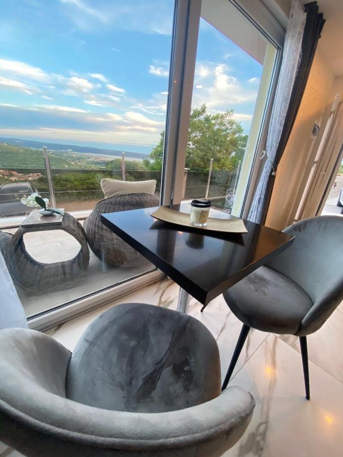 Apartma Hill Portorose ภายนอก รูปภาพ